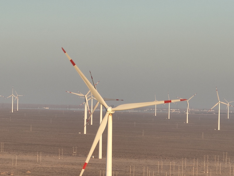 甘肃武威民勤红沙岗风电项目.jpg