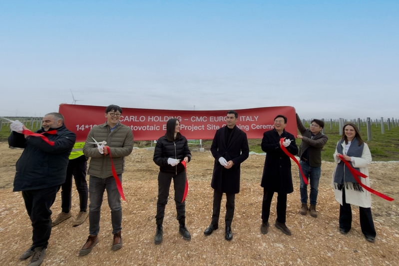 公司意大利DCH14x10MWp光伏电站项目开工01-1.jpg
